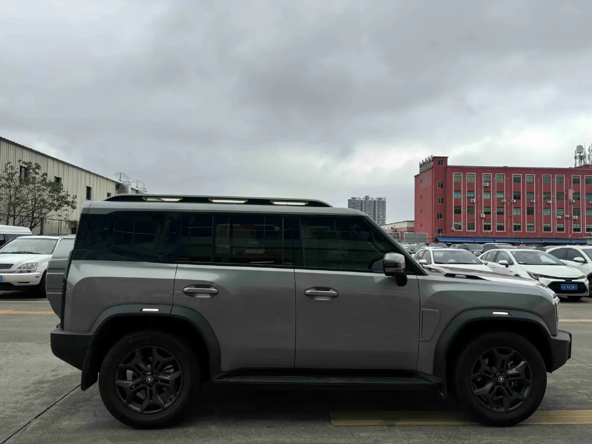 2023 Jetour Traveller 2.0T 254HP L4 7DCT,autocango,china used car exporter,china ev exporter,chinese used car exporter,chinese used ev exporter