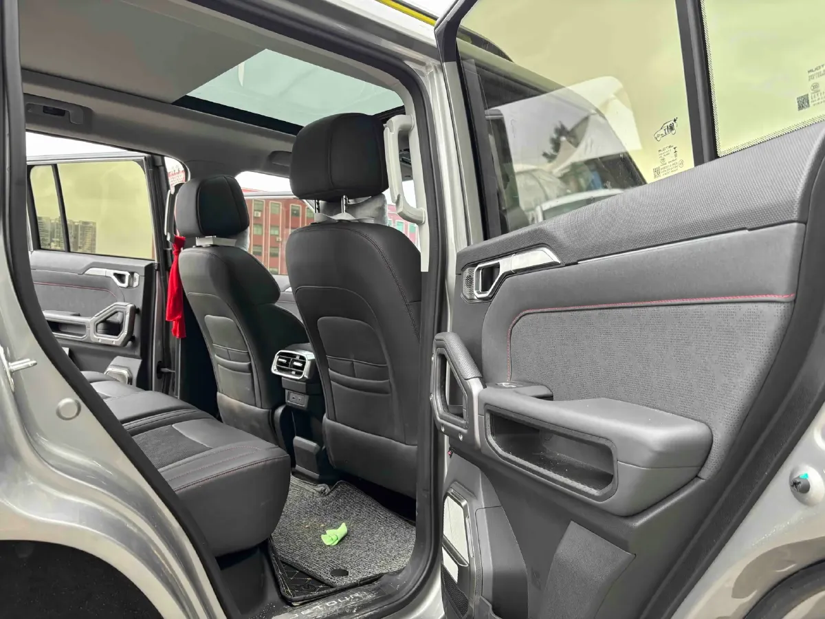 2023 Jetour Traveller 2.0T 254HP L4 7DCT,autocango,china used car exporter,china ev exporter,chinese used car exporter,chinese used ev exporter