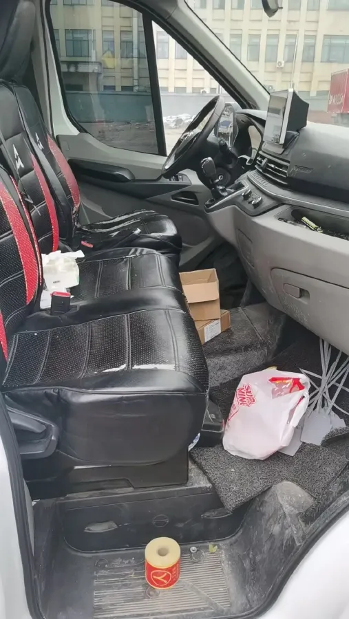 2020 MAXUS XinTu V90 2.0T 148HP L4 6MT,autocango,china used car exporter,china ev exporter,chinese used car exporter,chinese used ev exporter