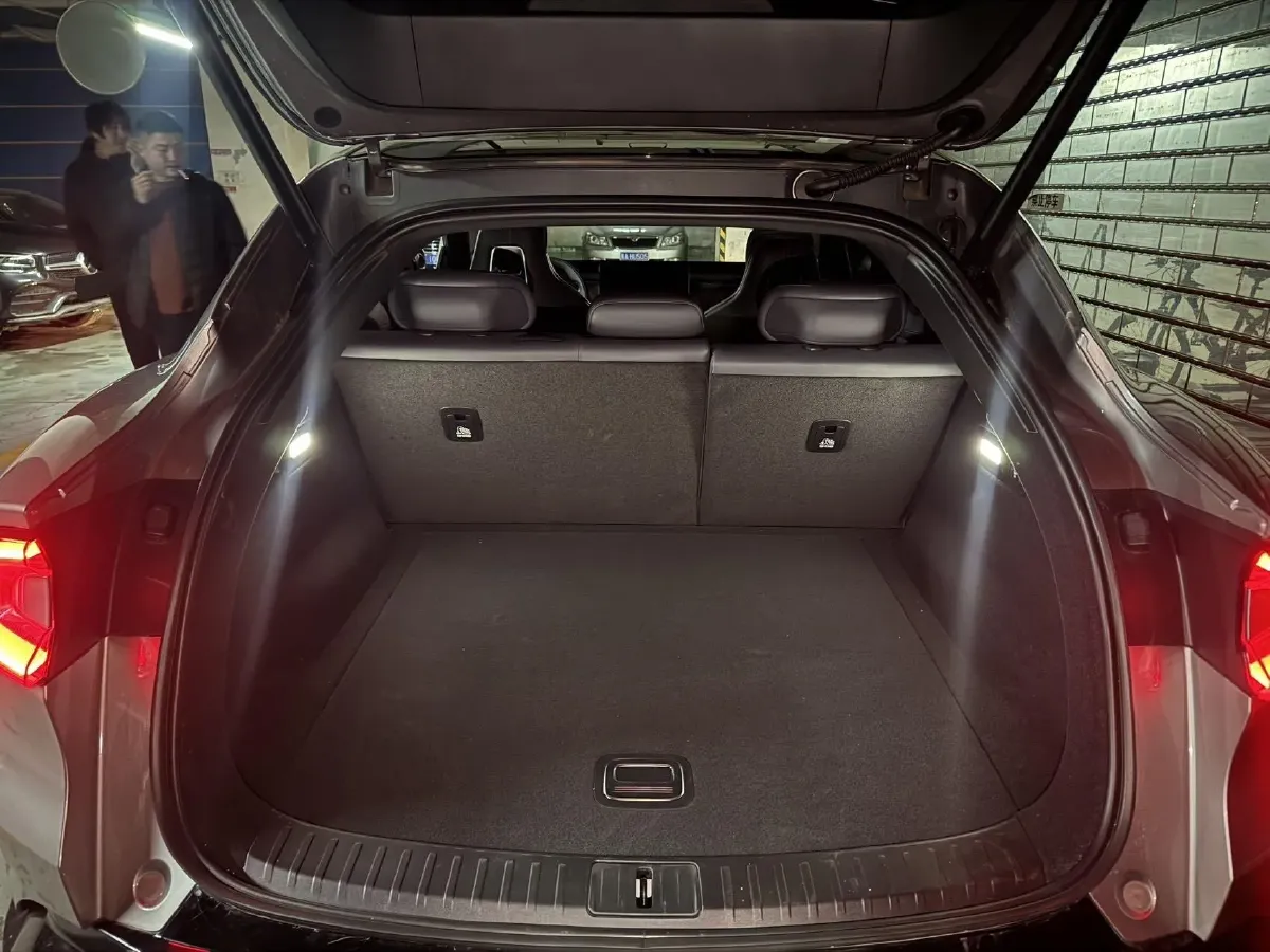 2025 MI YU7 BEV 96.3KWH,autocango,china used car exporter,china ev exporter,chinese used car exporter,chinese used ev exporter