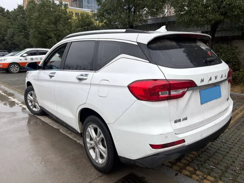 2017 Haval M6 1.5T 150HP L4 6AT,autocango,china used car exporter,china ev exporter,chinese used car exporter,chinese used ev exporter