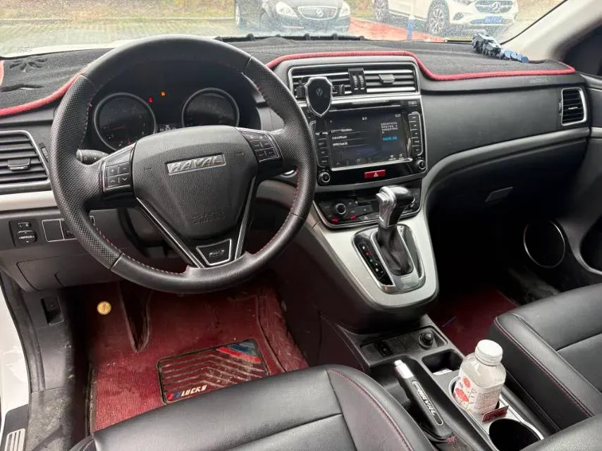 2017 Haval M6 1.5T 150HP L4 6AT,autocango,china used car exporter,china ev exporter,chinese used car exporter,chinese used ev exporter