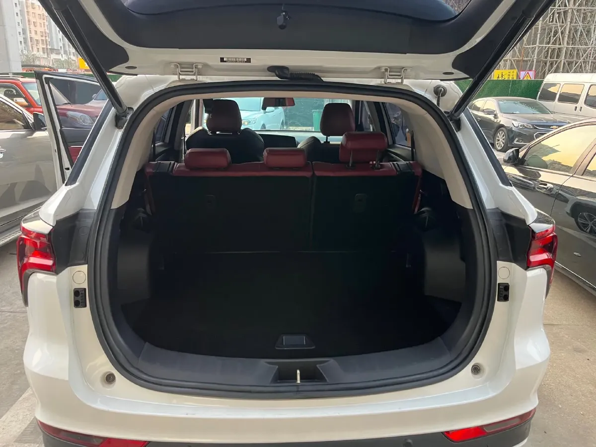 2020 ChangAn CS75 Plus 1.5T 178HP L4 6AT,autocango,china used car exporter,china ev exporter,chinese used car exporter,chinese used ev exporter