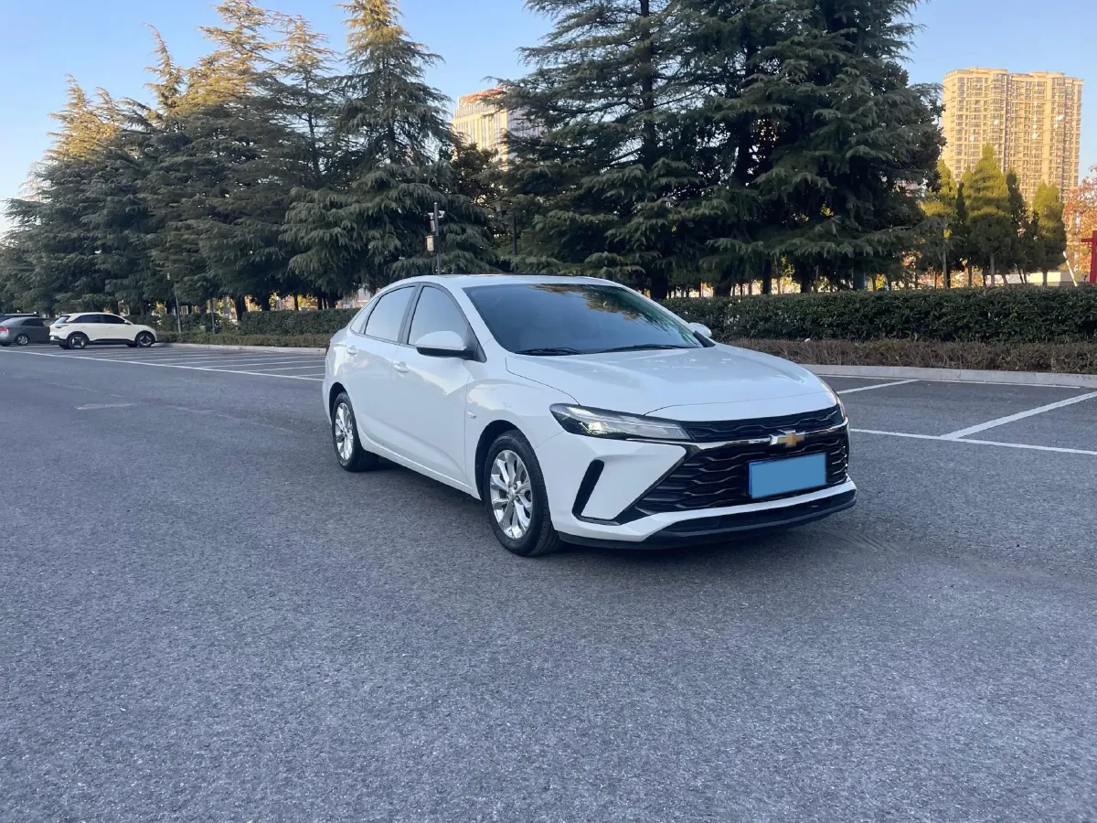 2023 Chevrolet Monza 1.5L 113HP L4 6DCT,autocango,china used car exporter,china ev exporter,chinese used car exporter,chinese used ev exporter