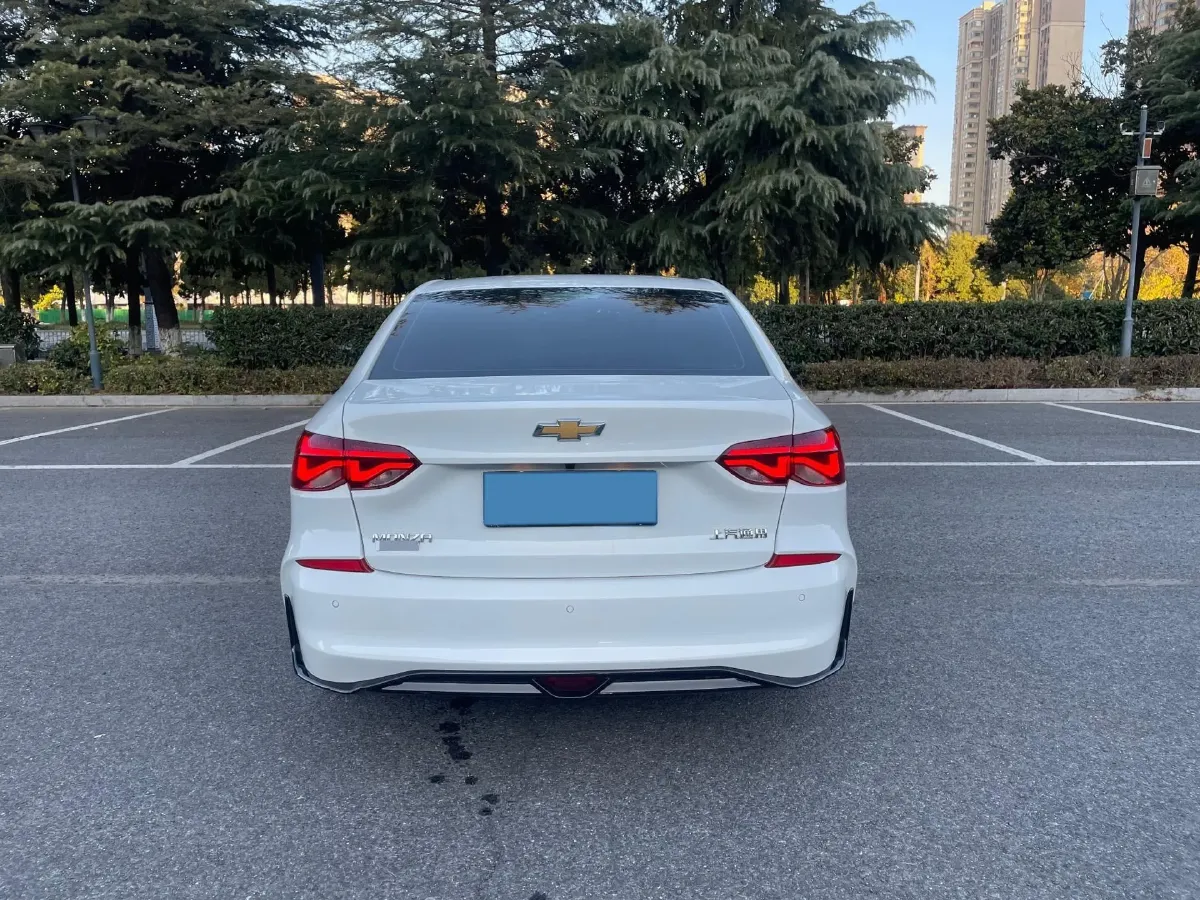 2023 Chevrolet Monza 1.5L 113HP L4 6DCT,autocango,china used car exporter,china ev exporter,chinese used car exporter,chinese used ev exporter