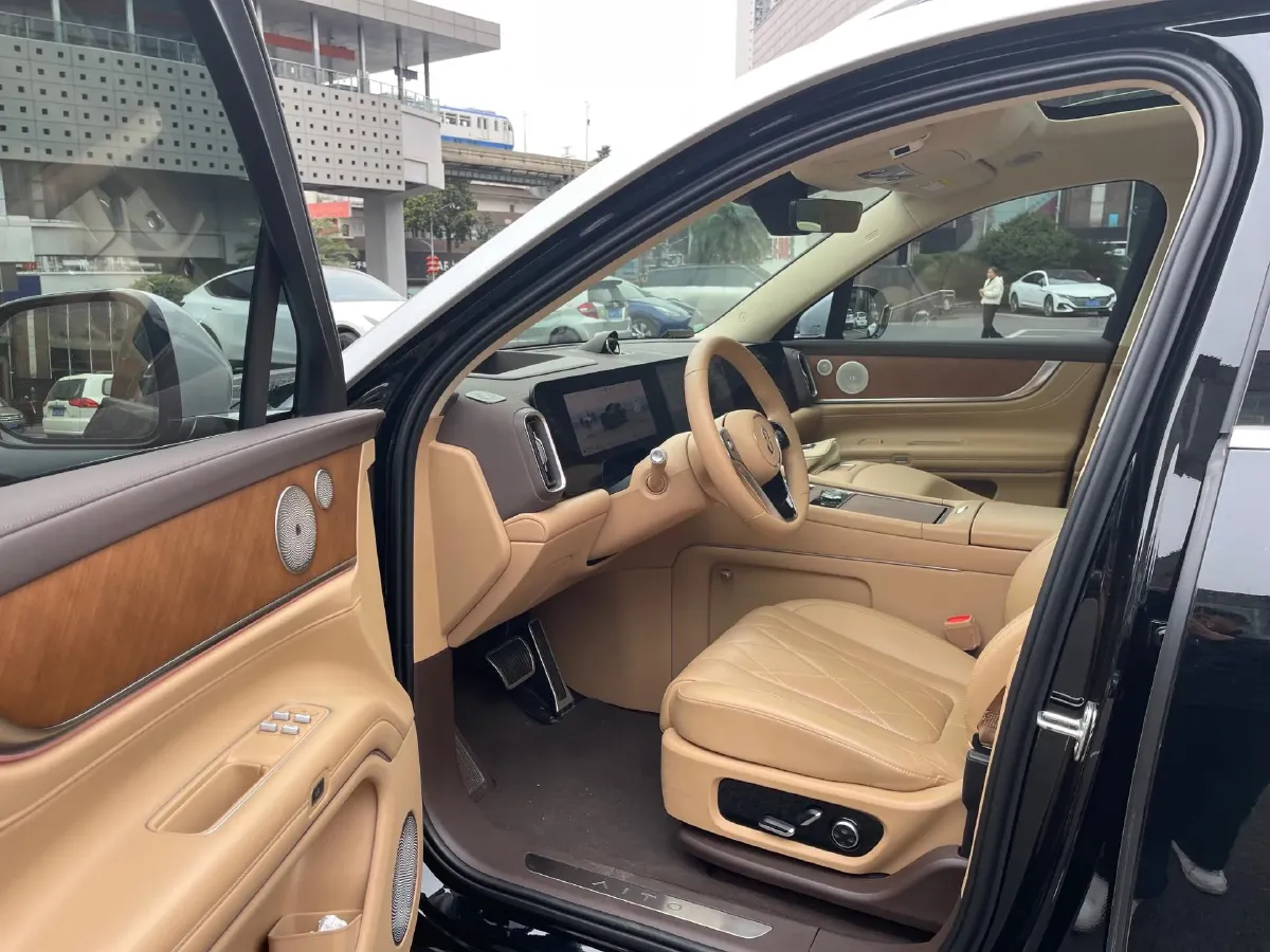 2024 HIMA AITO M9 1.5T 152HP L4 REEV 52KWH,autocango,china used car exporter,china ev exporter,chinese used car exporter,chinese used ev exporter