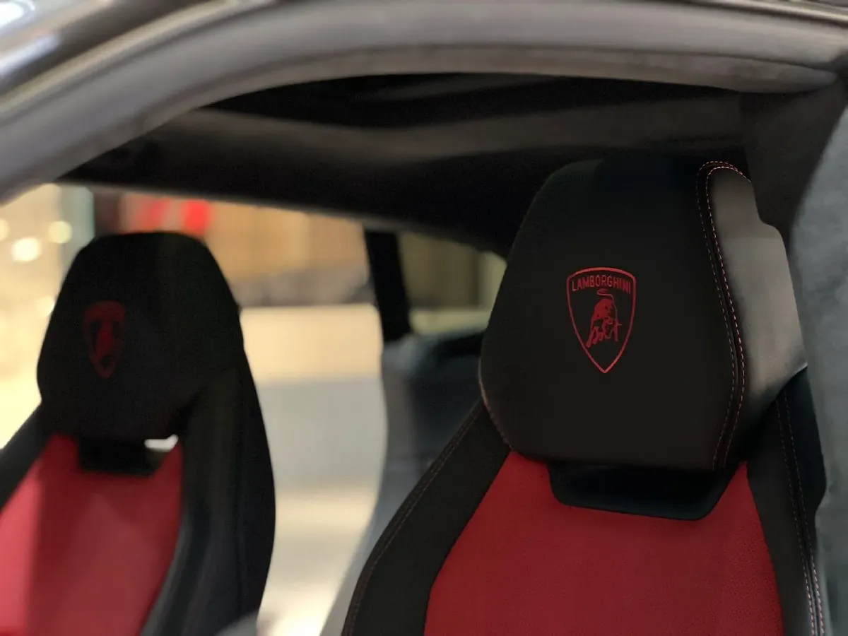 2021 Lamborghini Urus 4.0T 641HP V8 8AT,autocango,china used car exporter,china ev exporter,chinese used car exporter,chinese used ev exporter