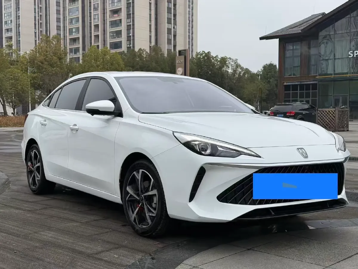 2023 Roewe i5 1.5L 129HP L4 CVT,autocango,china used car exporter,china ev exporter,chinese used car exporter,chinese used ev exporter