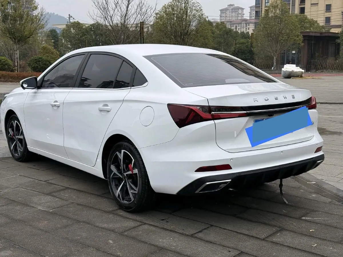 2023 Roewe i5 1.5L 129HP L4 CVT,autocango,china used car exporter,china ev exporter,chinese used car exporter,chinese used ev exporter