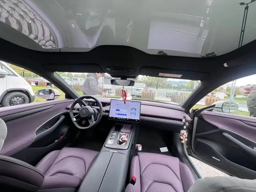 2024 MI SU7 BEV 73.6KWH,autocango,china used car exporter,china ev exporter,chinese used car exporter,chinese used ev exporter