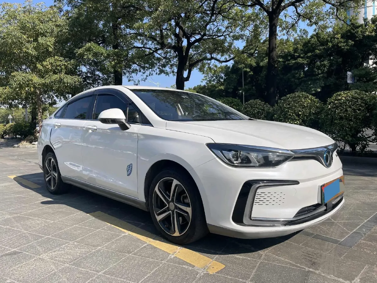 2018 BeiJing Auto EU5 BEV 53.66KWH,autocango,china used car exporter,china ev exporter,chinese used car exporter,chinese used ev exporter