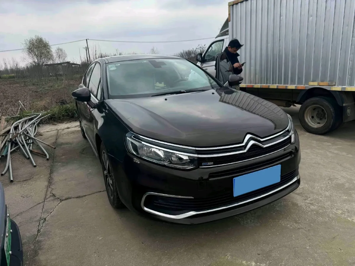 2017 Citroen C5 1.6T 167HP L4 6AT,autocango,china used car exporter,china ev exporter,chinese used car exporter,chinese used ev exporter