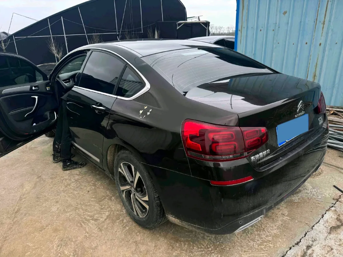2017 Citroen C5 1.6T 167HP L4 6AT,autocango,china used car exporter,china ev exporter,chinese used car exporter,chinese used ev exporter