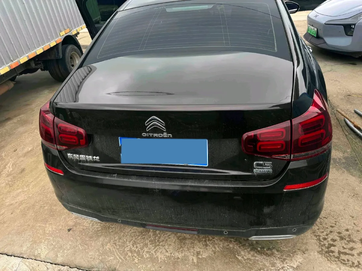 2017 Citroen C5 1.6T 167HP L4 6AT,autocango,china used car exporter,china ev exporter,chinese used car exporter,chinese used ev exporter