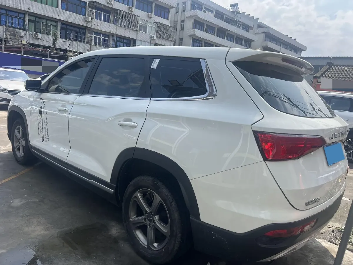 2019 Jetour X90 1.5T 147HP L4 6MT,autocango,china used car exporter,china ev exporter,chinese used car exporter,chinese used ev exporter