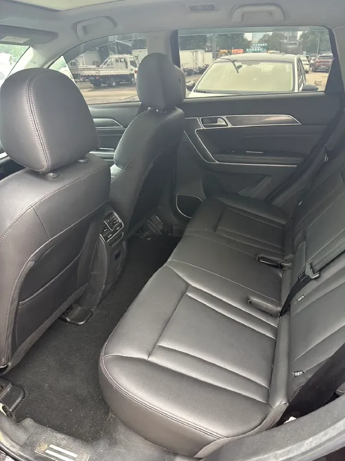 2018 Haval H6 Coupe 1.5T 169HP L4 7DCT,autocango,china used car exporter,china ev exporter,chinese used car exporter,chinese used ev exporter