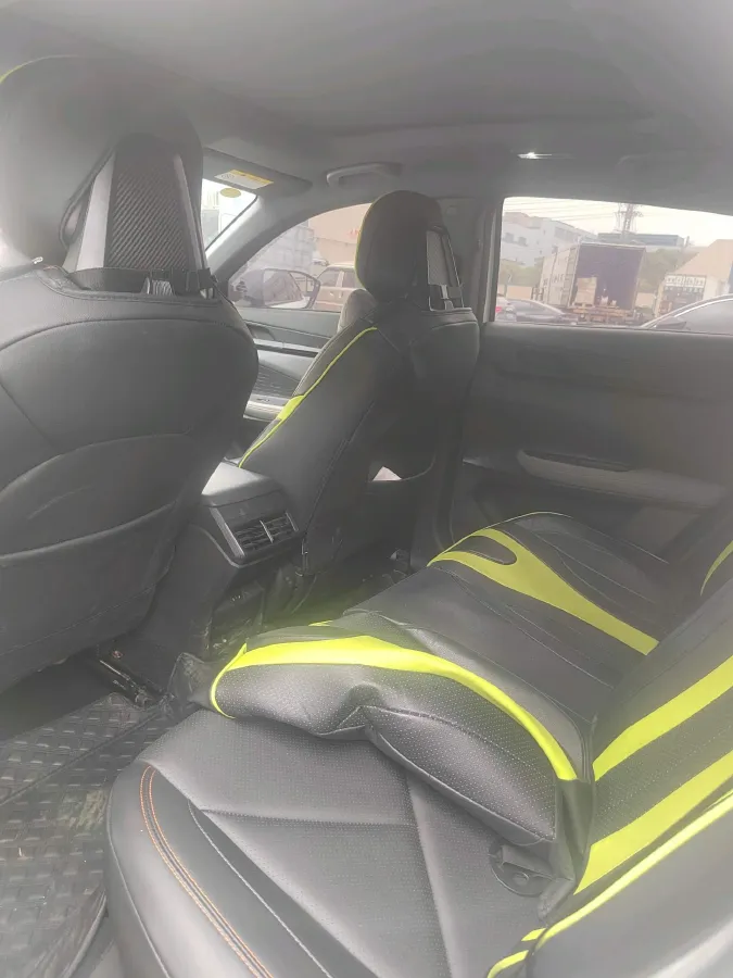 2022 ChangAn UNI-V 1.5T 188HP L4 7DCT,autocango,china used car exporter,china ev exporter,chinese used car exporter,chinese used ev exporter