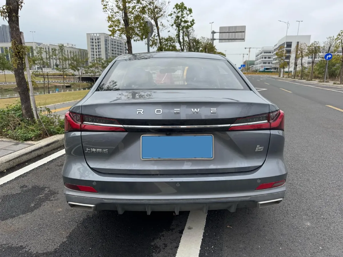 2023 Roewe i5 1.5L 129HP L4 CVT,autocango,china used car exporter,china ev exporter,chinese used car exporter,chinese used ev exporter