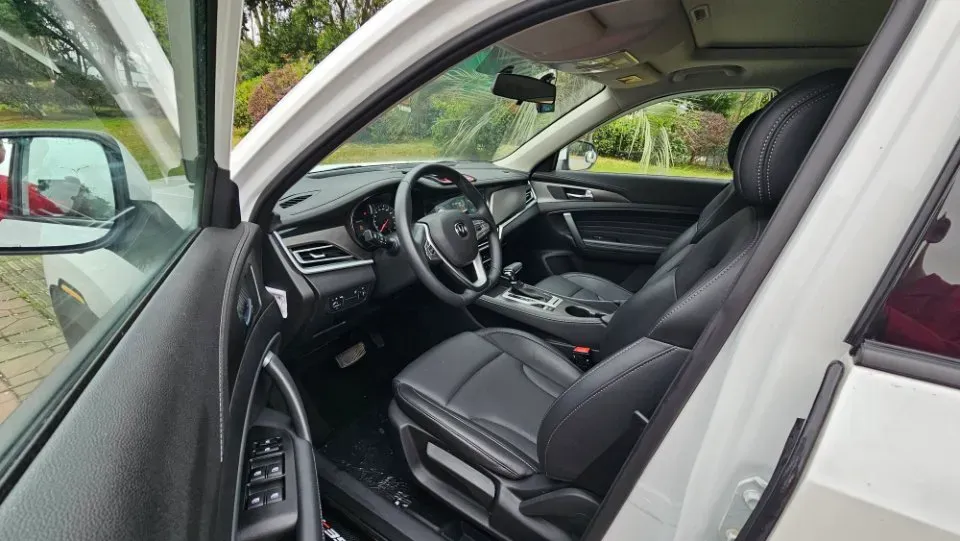 2019 ChangAn CS35 Plus 1.4T 158HP L4 7DCT,autocango,china used car exporter,china ev exporter,chinese used car exporter,chinese used ev exporter