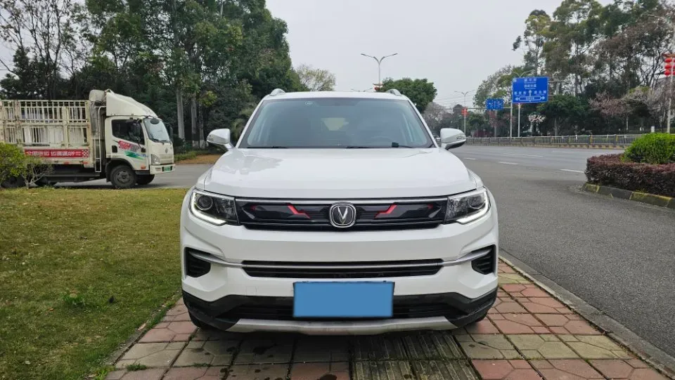 2019 ChangAn CS35 Plus 1.4T 158HP L4 7DCT,autocango,china used car exporter,china ev exporter,chinese used car exporter,chinese used ev exporter