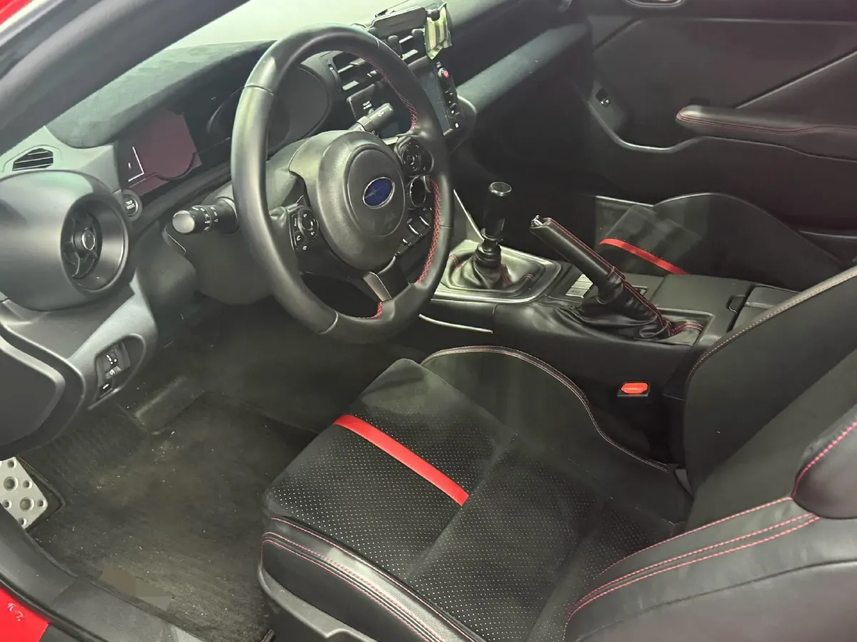 2022 Subaru BRZ 2.4L 234HP H4 6MT,autocango,china used car exporter,china ev exporter,chinese used car exporter,chinese used ev exporter