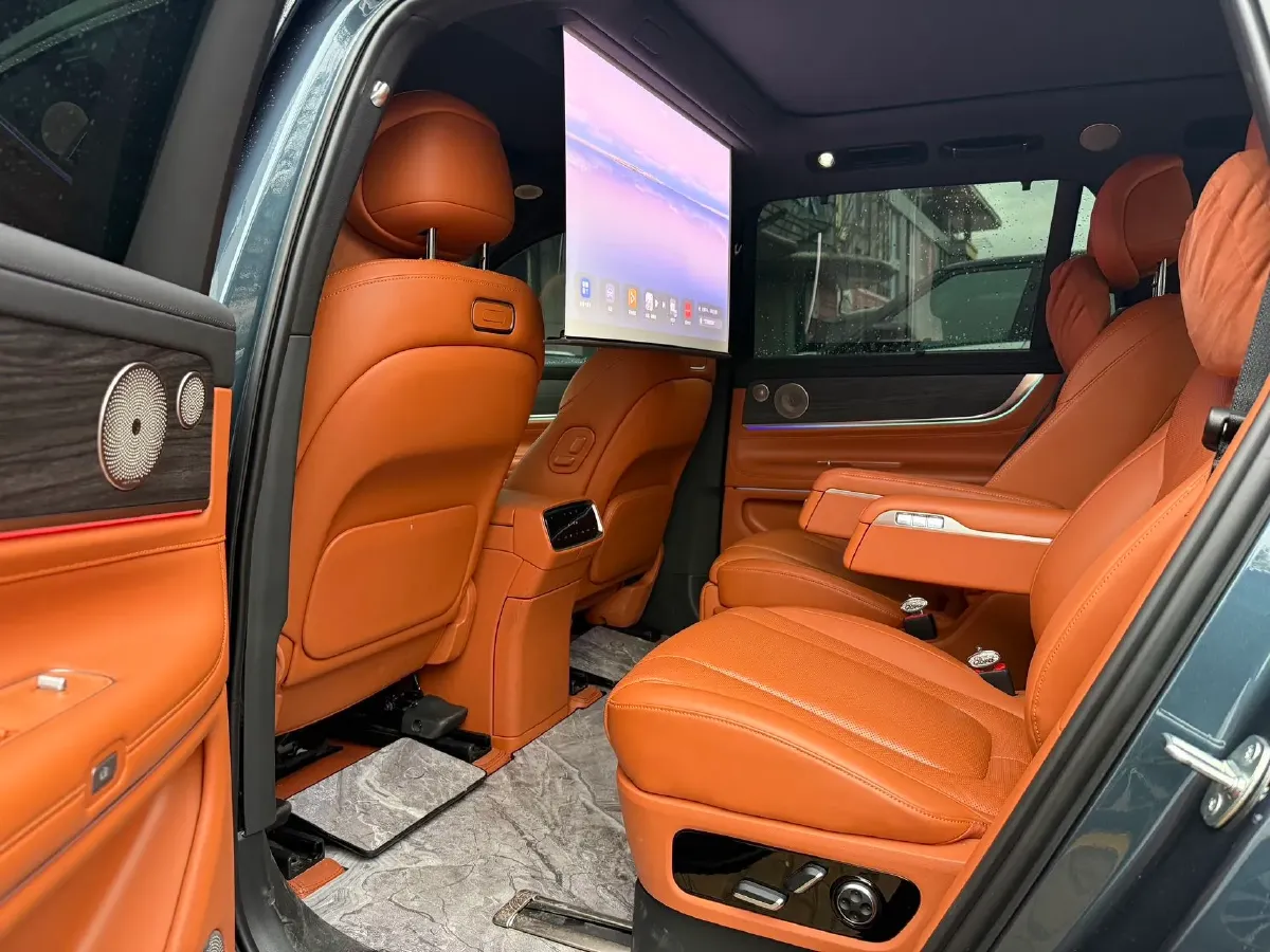 2024 AITO AITO M9 1.5T 152HP L4 REEV 42KWH,autocango,china used car exporter,china ev exporter,chinese used car exporter,chinese used ev exporter