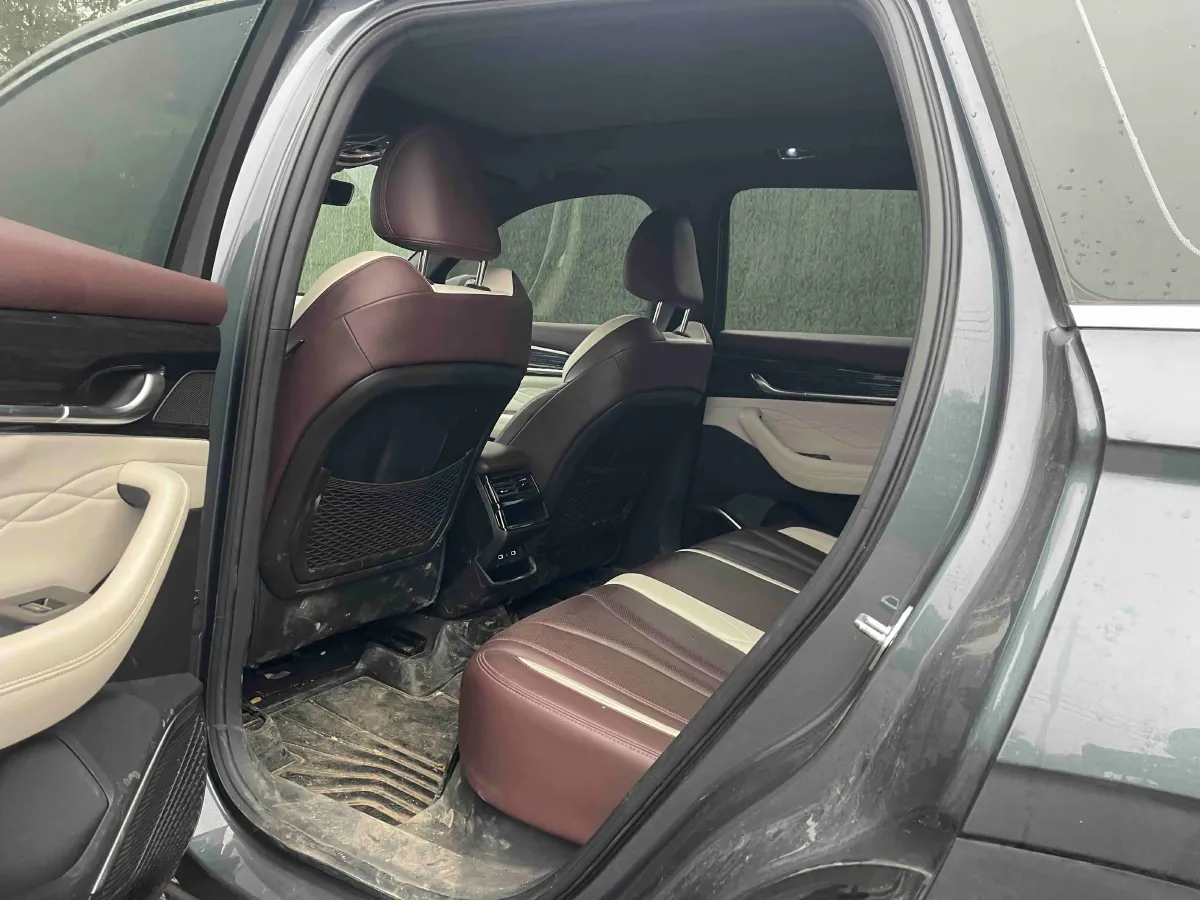 2021 Geely Monjaro 2.0T 218HP L4 7DCT,autocango,china used car exporter,china ev exporter,chinese used car exporter,chinese used ev exporter