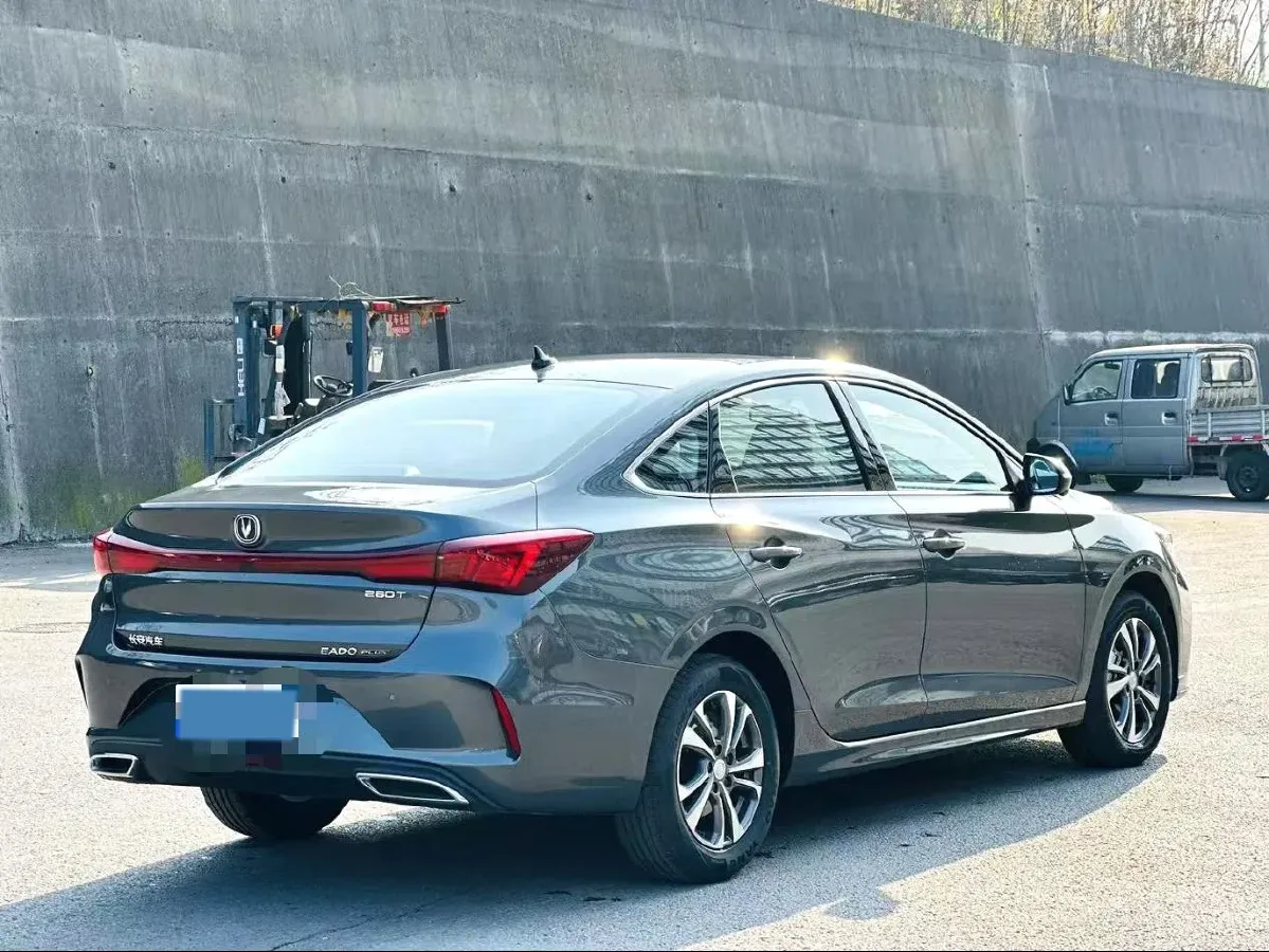 2024 ChangAn Eado 1.4T 160HP L4 7DCT,autocango,china used car exporter,china ev exporter,chinese used car exporter,chinese used ev exporter