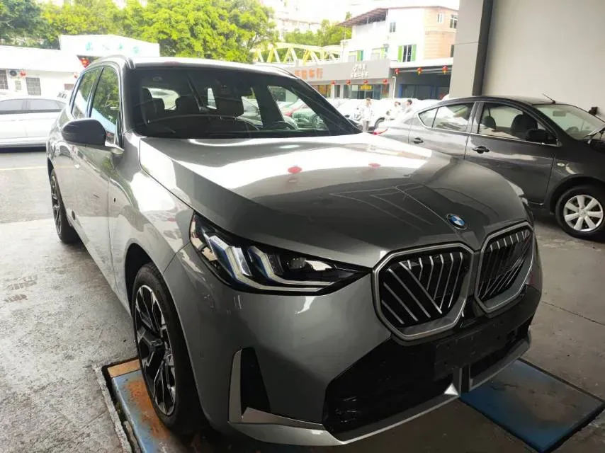 2025 BMW X3 2.0T 258HP L4 8AT,autocango,china used car exporter,china ev exporter,chinese used car exporter,chinese used ev exporter