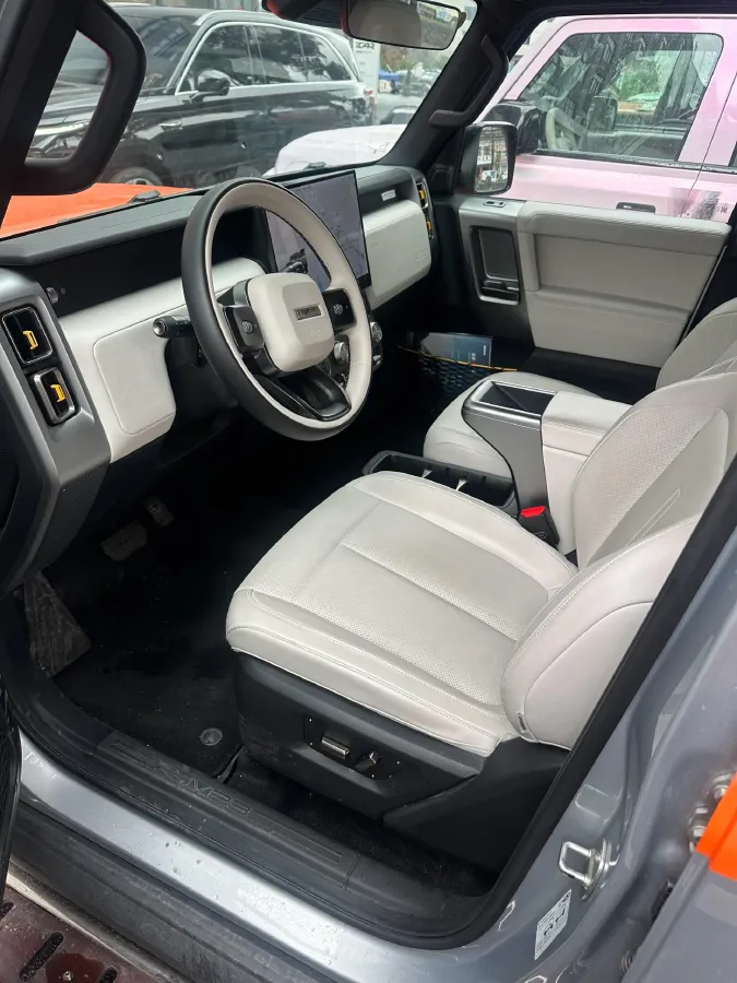 2025 iCAR iCAR Super V23 BEV 59.93KWH,autocango,china used car exporter,china ev exporter,chinese used car exporter,chinese used ev exporter