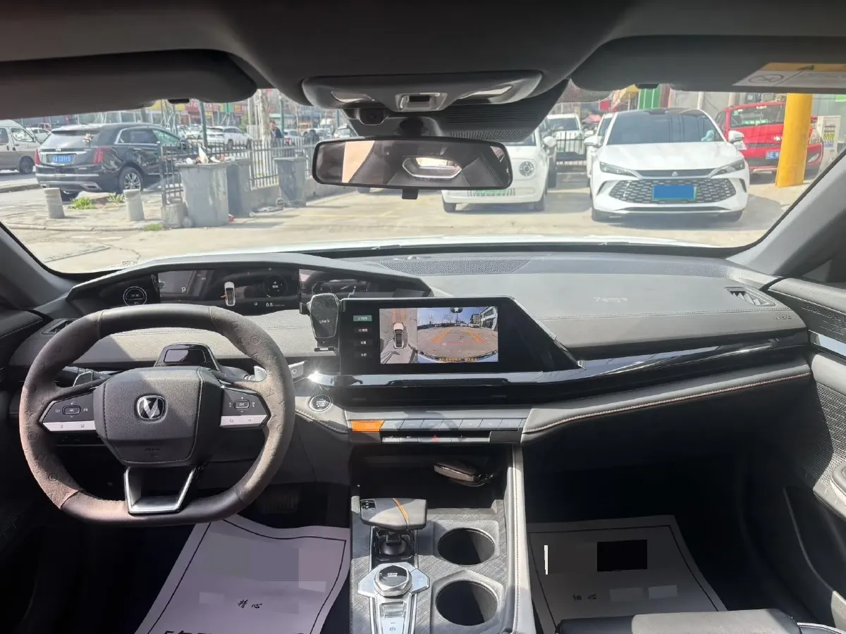 2023 ChangAn UNI-V 1.5T 188HP L4 7DCT,autocango,china used car exporter,china ev exporter,chinese used car exporter,chinese used ev exporter