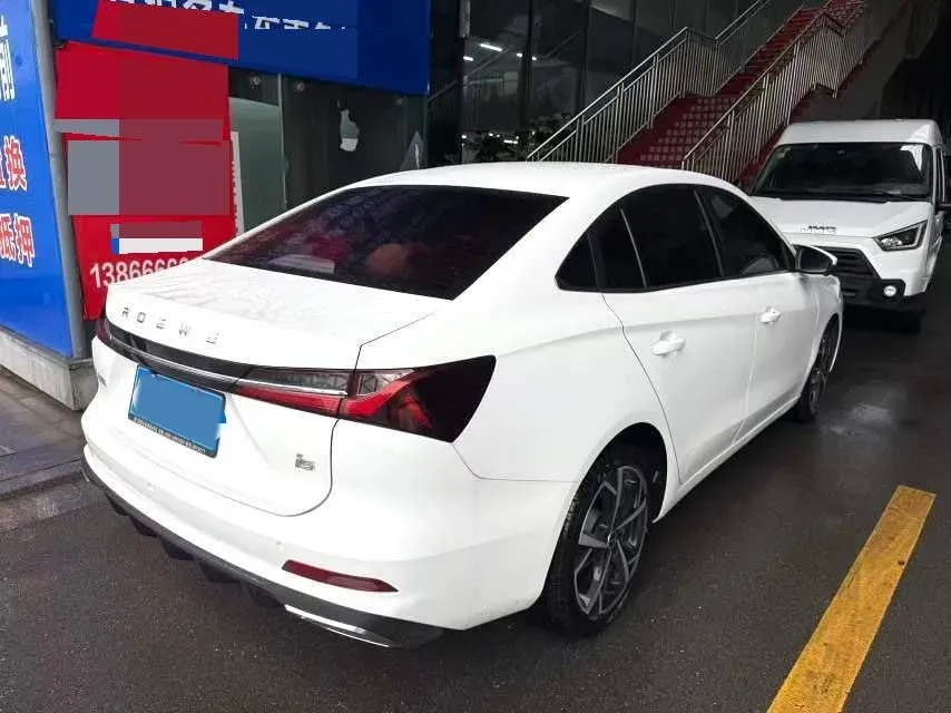 2023 Roewe i5 1.5L 129HP L4 CVT,autocango,china used car exporter,china ev exporter,chinese used car exporter,chinese used ev exporter