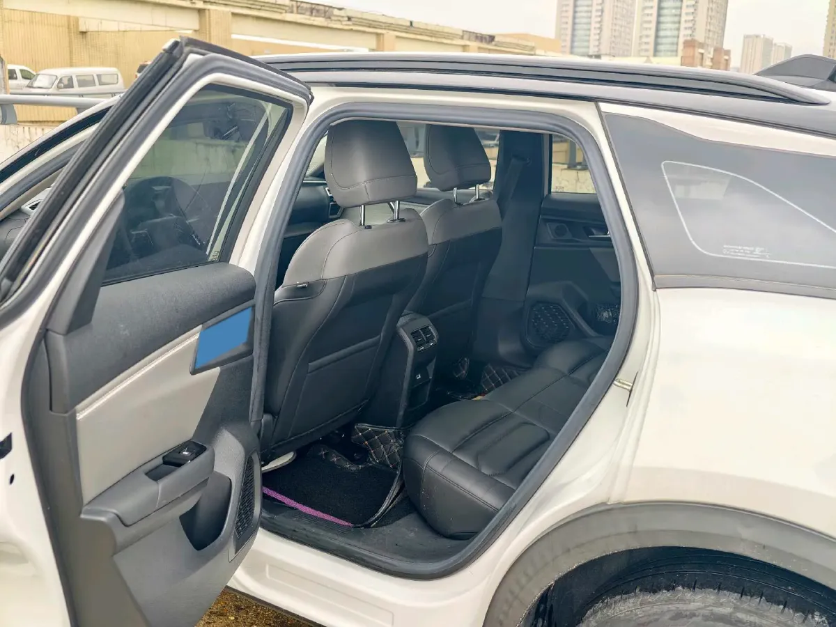 2021 Citroen C5 X 1.6T 175HP L4 8AT,autocango,china used car exporter,china ev exporter,chinese used car exporter,chinese used ev exporter