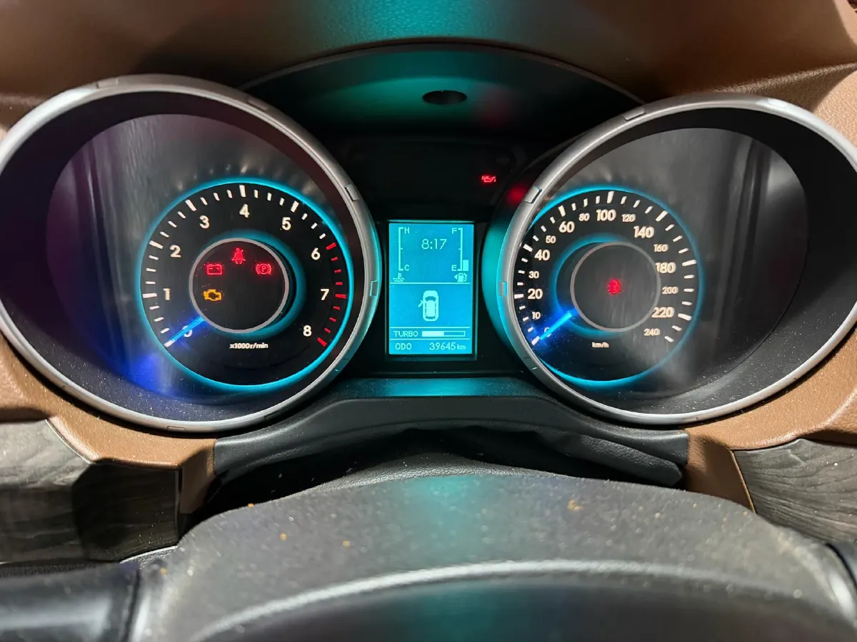 2016 BAIC WeiWang S50 1.5T 150HP L4 6MT,autocango,china used car exporter,china ev exporter,chinese used car exporter,chinese used ev exporter