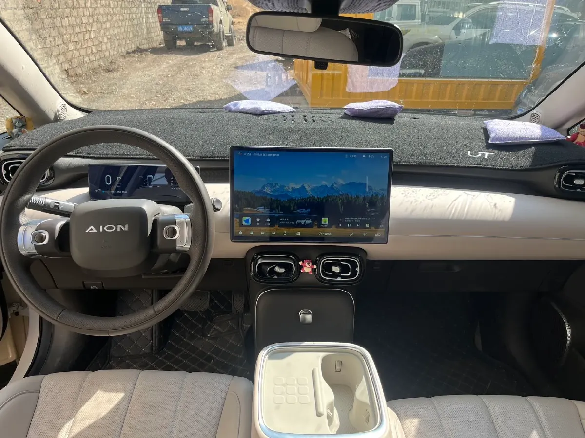 2025 Aion AION UT BEV 44.257/44.12/44.133KWH,autocango,china used car exporter,china ev exporter,chinese used car exporter,chinese used ev exporter