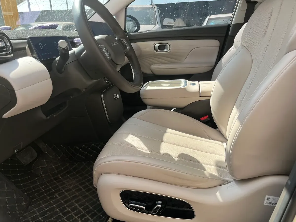 2025 Aion AION UT BEV 44.257/44.12/44.133KWH,autocango,china used car exporter,china ev exporter,chinese used car exporter,chinese used ev exporter