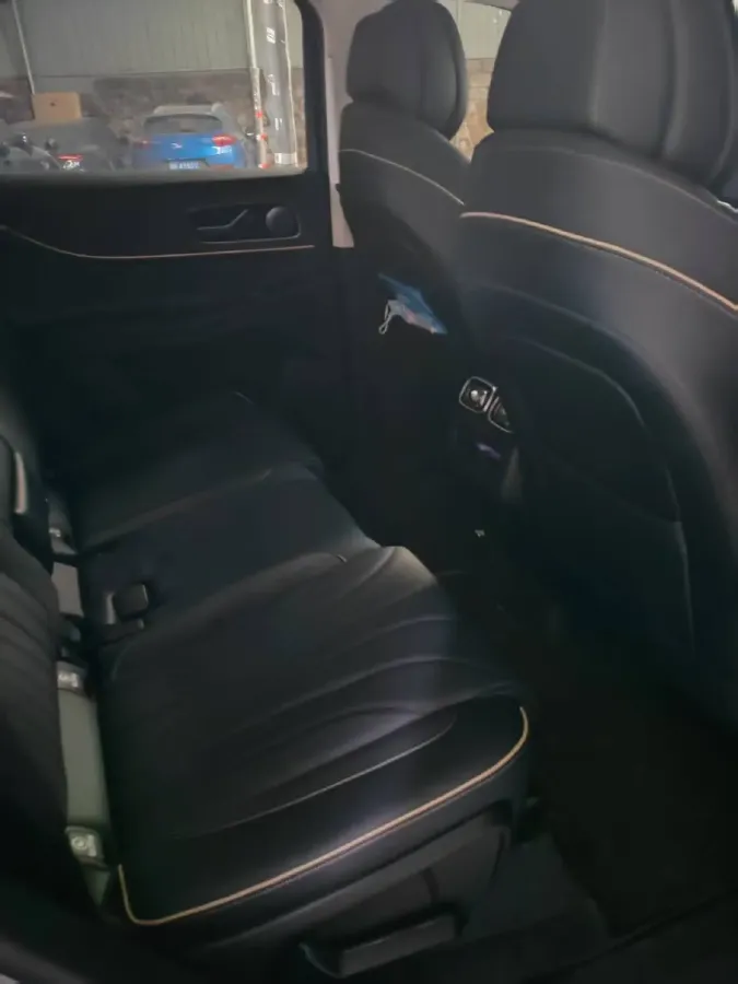 2024 Chery Tiggo 8 PRO 2.0T 254HP L4 8AT,autocango,china used car exporter,china ev exporter,chinese used car exporter,chinese used ev exporter