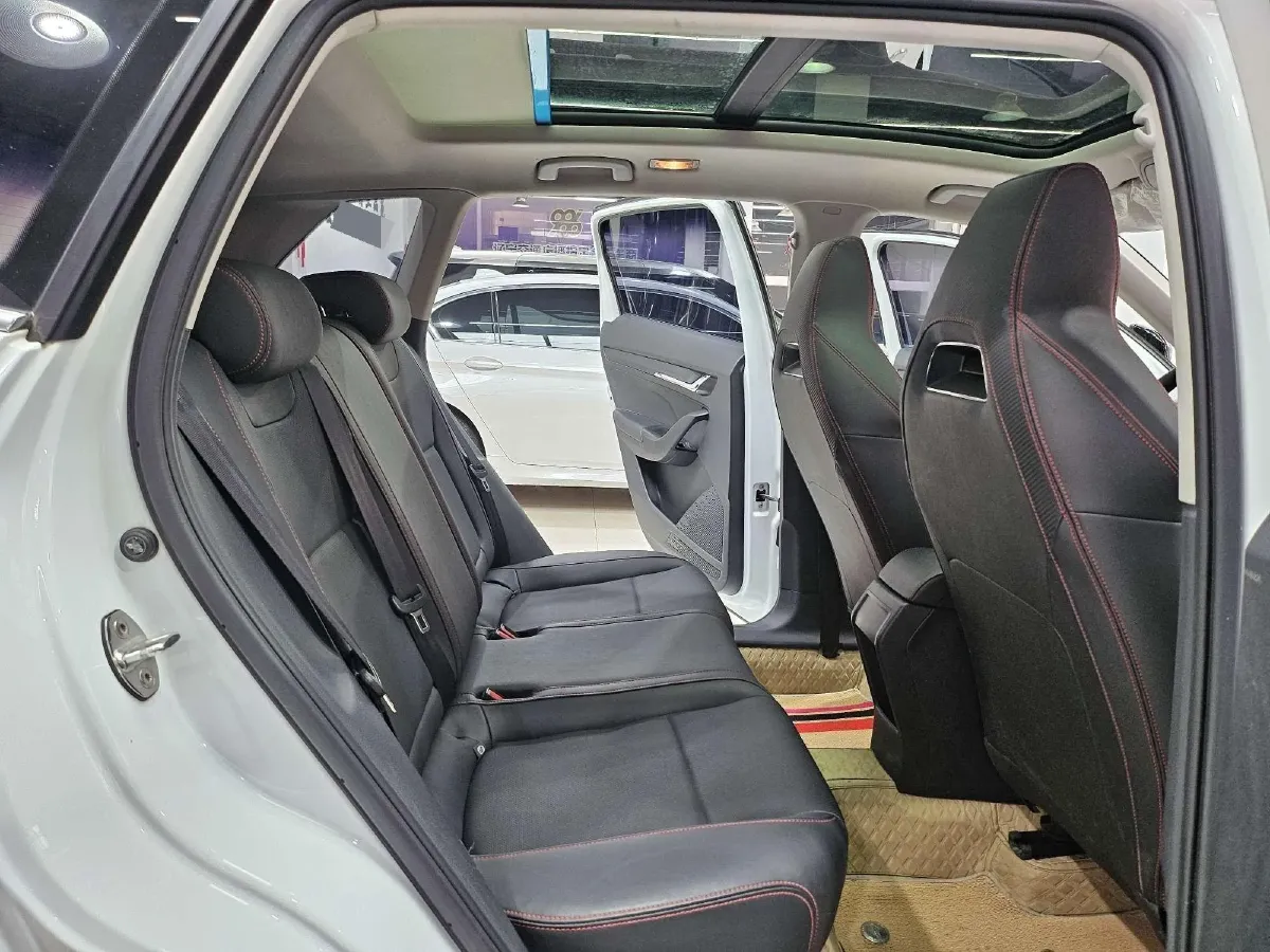 2023 Skoda Kamiq 1.5L 109HP L4 6AT,autocango,china used car exporter,china ev exporter,chinese used car exporter,chinese used ev exporter