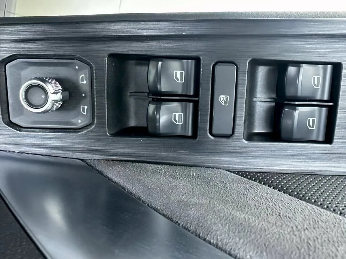 2021 Haval H6 1.5T 150HP L4 7DCT,autocango,china used car exporter,china ev exporter,chinese used car exporter,chinese used ev exporter