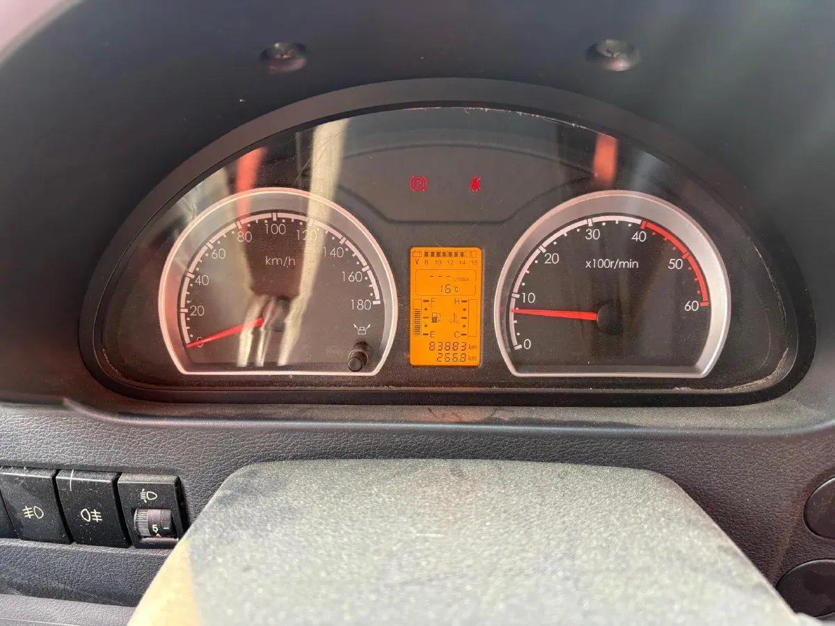 2018 DongFeng DFAC YuFeng 2.5T 136HP L4 6MT,autocango,china used car exporter,china ev exporter,chinese used car exporter,chinese used ev exporter