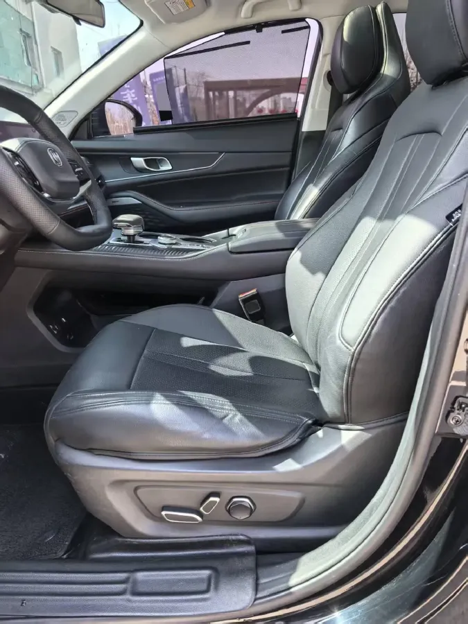 2022 Chevrolet Menlo BEV 61.1KWH,autocango,china used car exporter,china ev exporter,chinese used car exporter,chinese used ev exporter