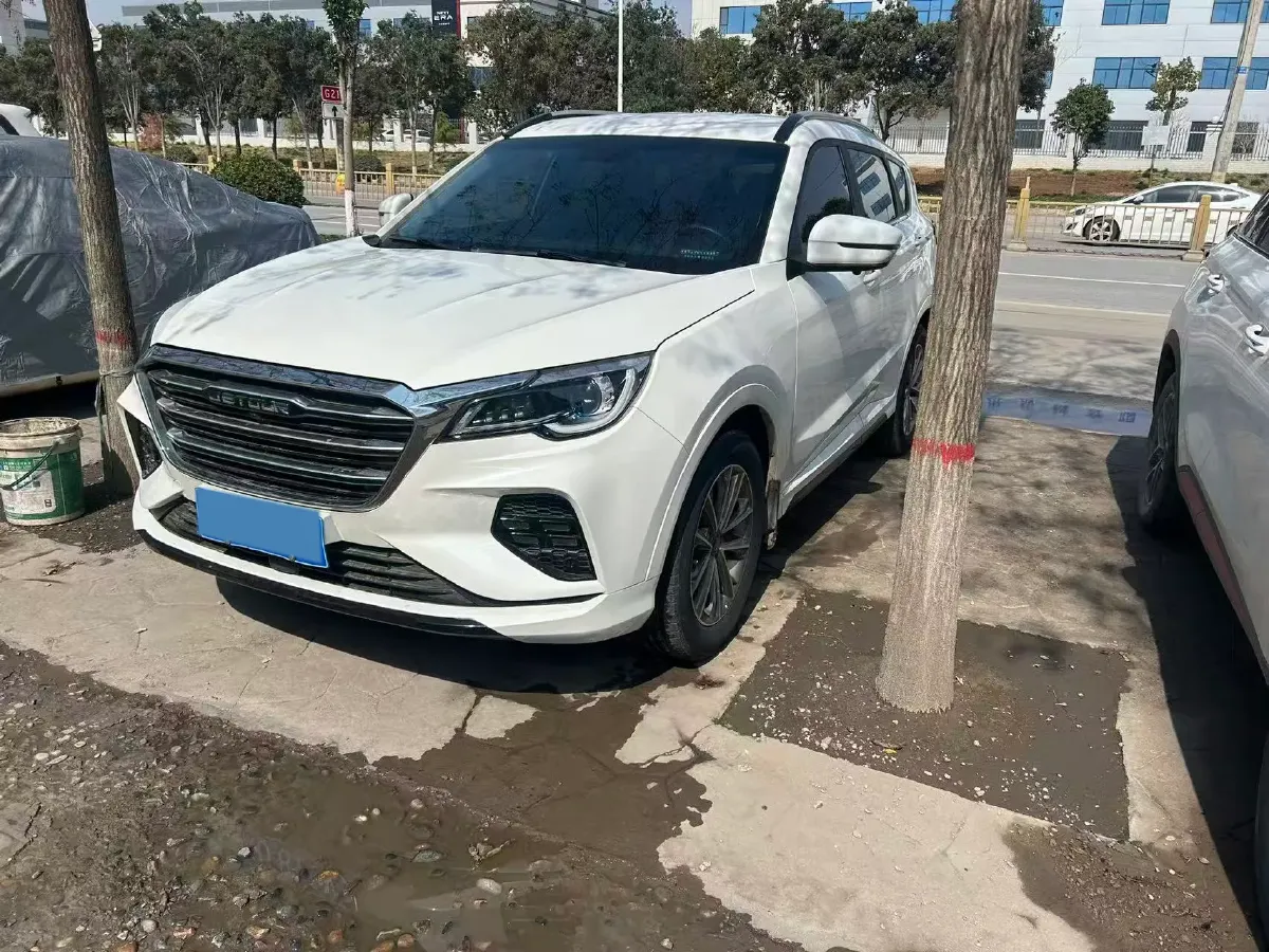 2022 Jetour X70M 1.5T 156HP L4 6MT,autocango,china used car exporter,china ev exporter,chinese used car exporter,chinese used ev exporter