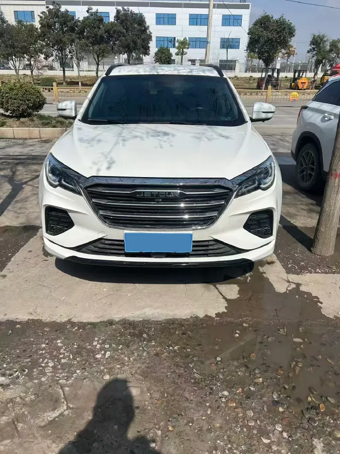 2022 Jetour X70M 1.5T 156HP L4 6MT,autocango,china used car exporter,china ev exporter,chinese used car exporter,chinese used ev exporter