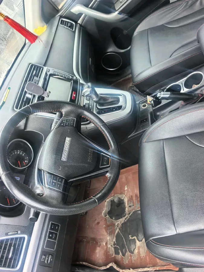 2017 Haval M6 1.5T 150HP L4 6AT,autocango,china used car exporter,china ev exporter,chinese used car exporter,chinese used ev exporter