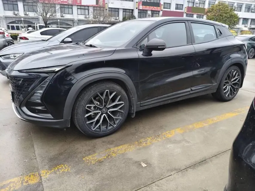 2022 ChangAn UNI-T 1.5T 188HP L4 7DCT,autocango,china used car exporter,china ev exporter,chinese used car exporter,chinese used ev exporter