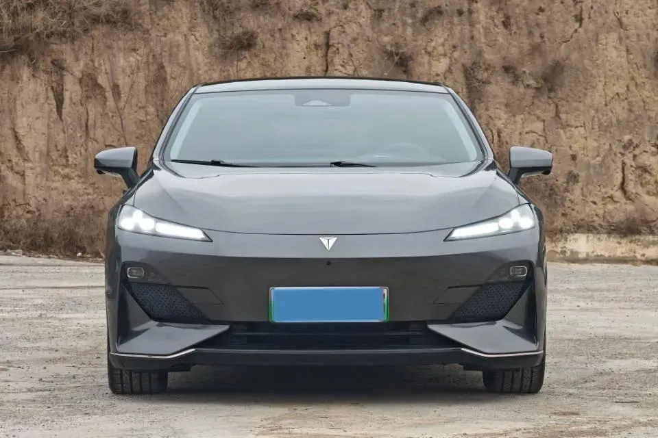 2022 DongFeng Forthing LingZhi EV BEV 68.4KWH,autocango,china used car exporter,china ev exporter,chinese used car exporter,chinese used ev exporter