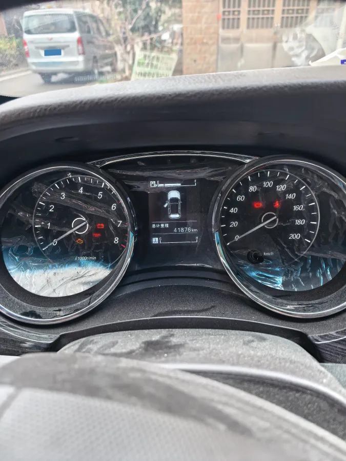 2016 BaoJun 560 1.5T 150HP L4 6MT,autocango,china used car exporter,china ev exporter,chinese used car exporter,chinese used ev exporter