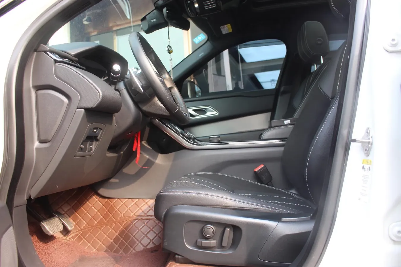 2020 Land Rover Range Rover Velar 3.0T 340HP V6 8AT,autocango,china used car exporter,china ev exporter,chinese used car exporter,chinese used ev exporter