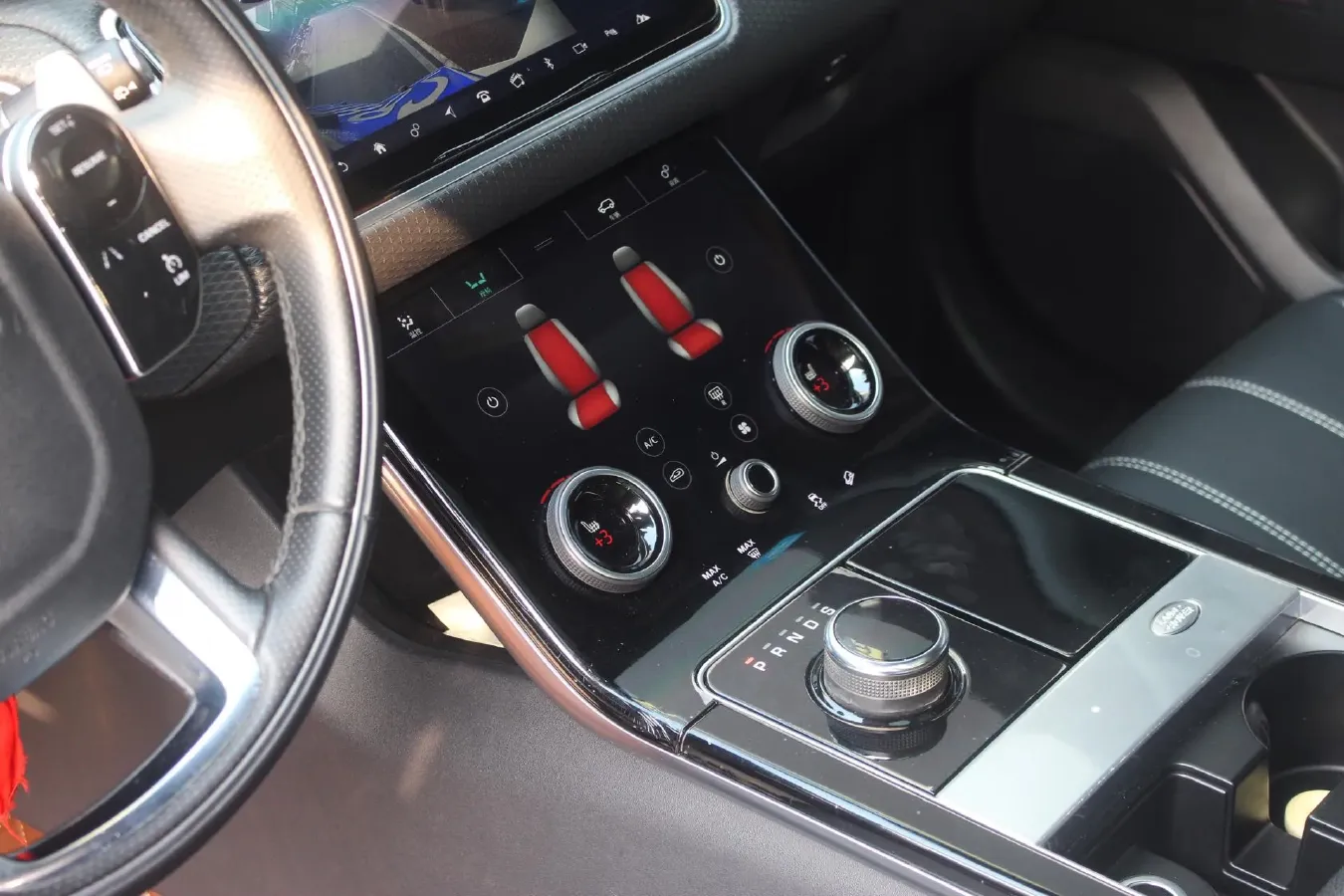 2020 Land Rover Range Rover Velar 3.0T 340HP V6 8AT,autocango,china used car exporter,china ev exporter,chinese used car exporter,chinese used ev exporter