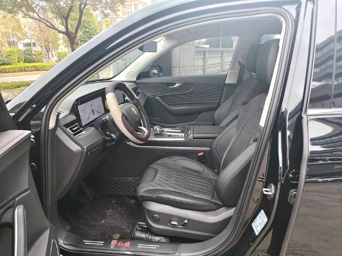 2023 HongQi HS5 2.0T 252HP L4 8AT,autocango,china used car exporter,china ev exporter,chinese used car exporter,chinese used ev exporter